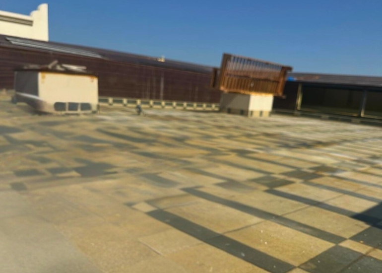 Villa Roof Insulation with Waterproof Polyurea Coating