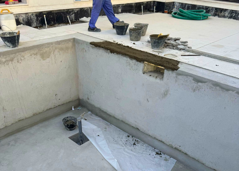 Pool Insulation with Cement Coating